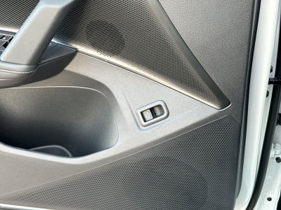 2026 Volkswagen Tiguan SE R-Line Negro