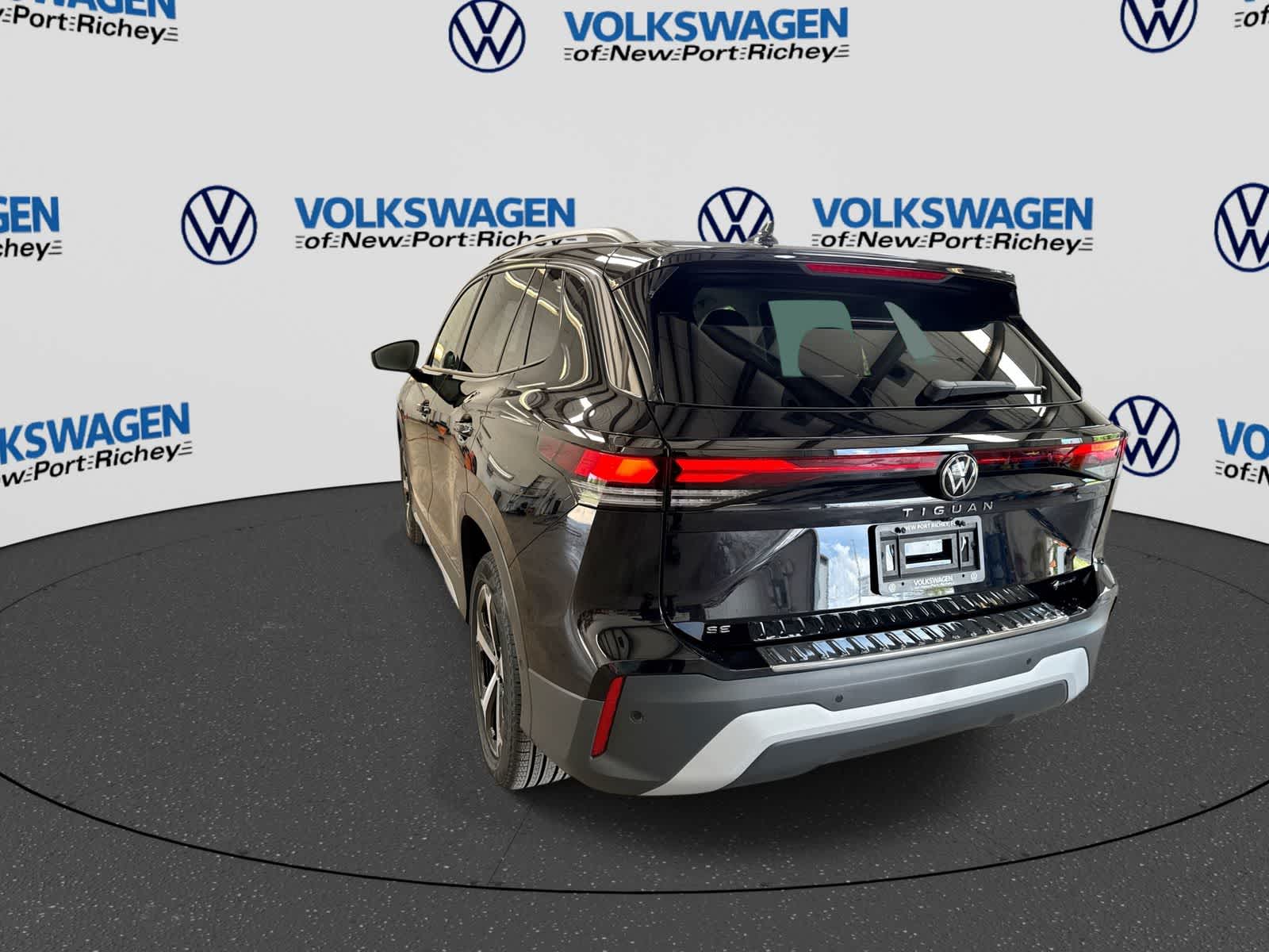 2026 Volkswagen Tiguan 2.0T SE