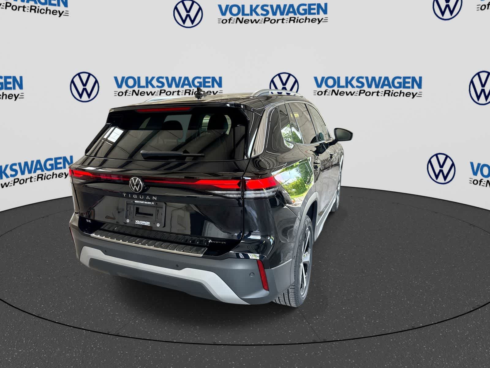 2026 Volkswagen Tiguan 2.0T SE