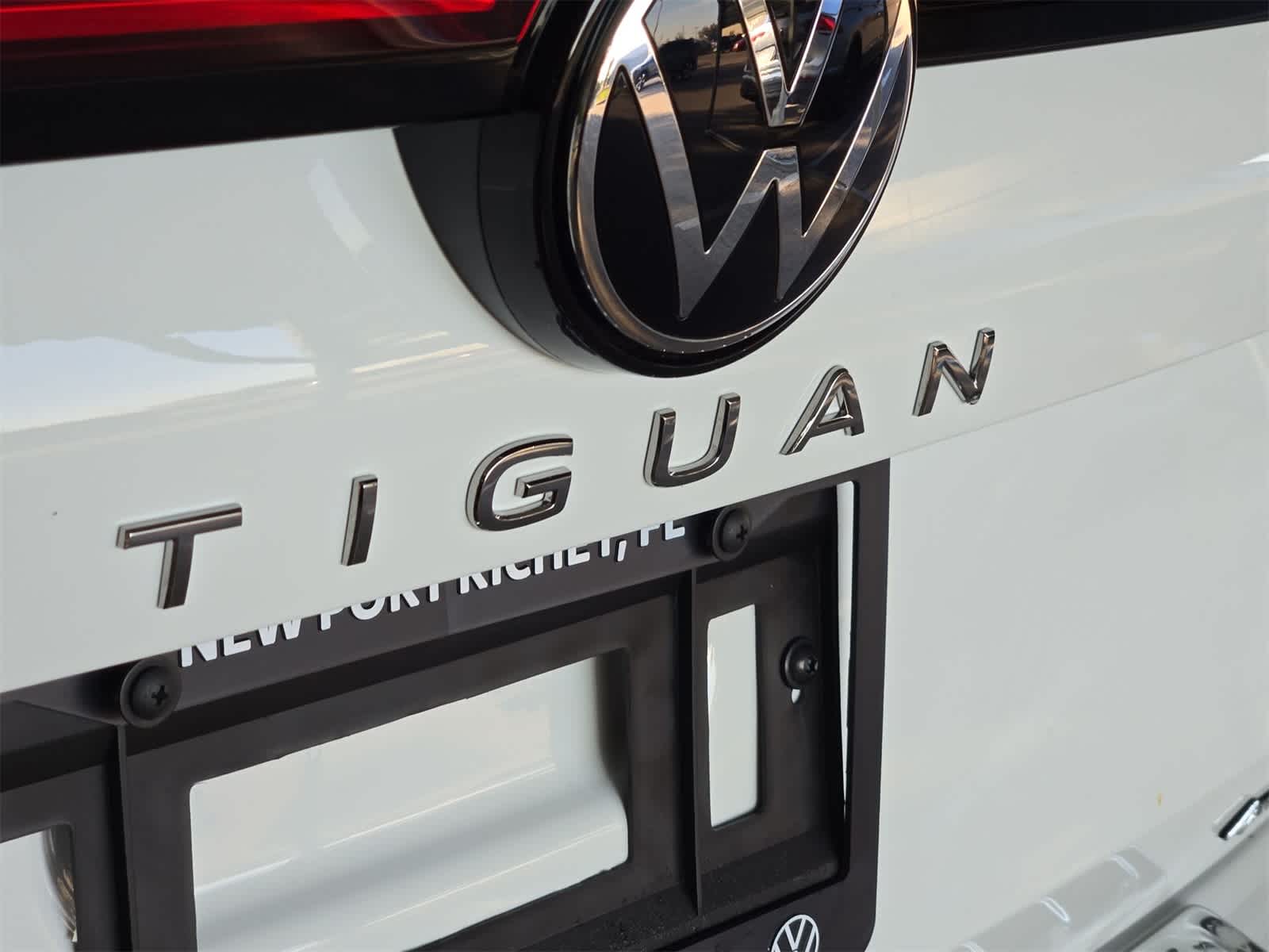 2026 Volkswagen Tiguan 2.0T SE