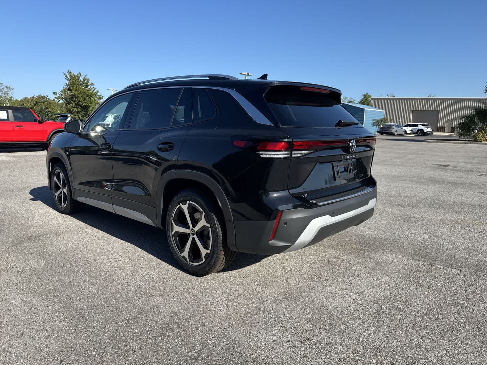 2026 Volkswagen Tiguan 2.0T SE