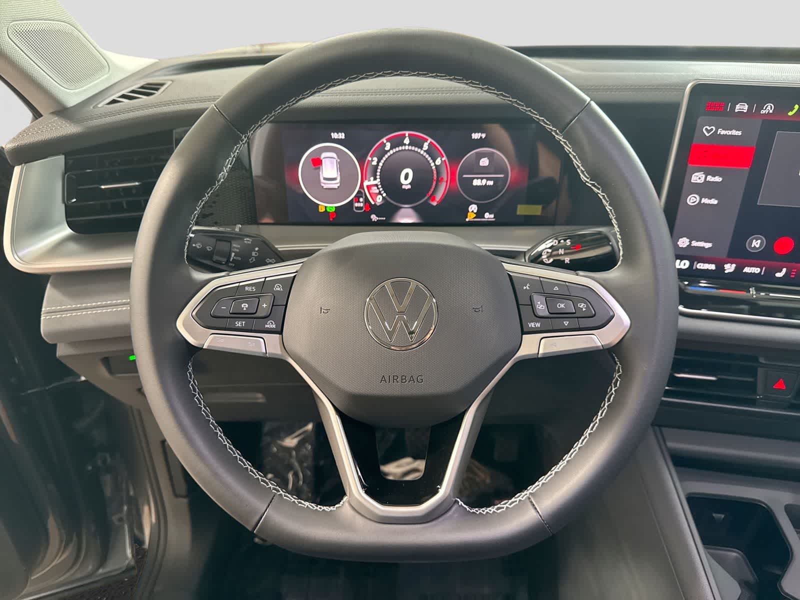 2026 Volkswagen Tiguan 2.0T SE
