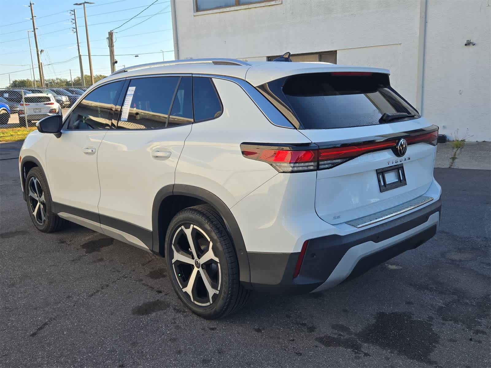 2026 Volkswagen Tiguan 2.0T SE