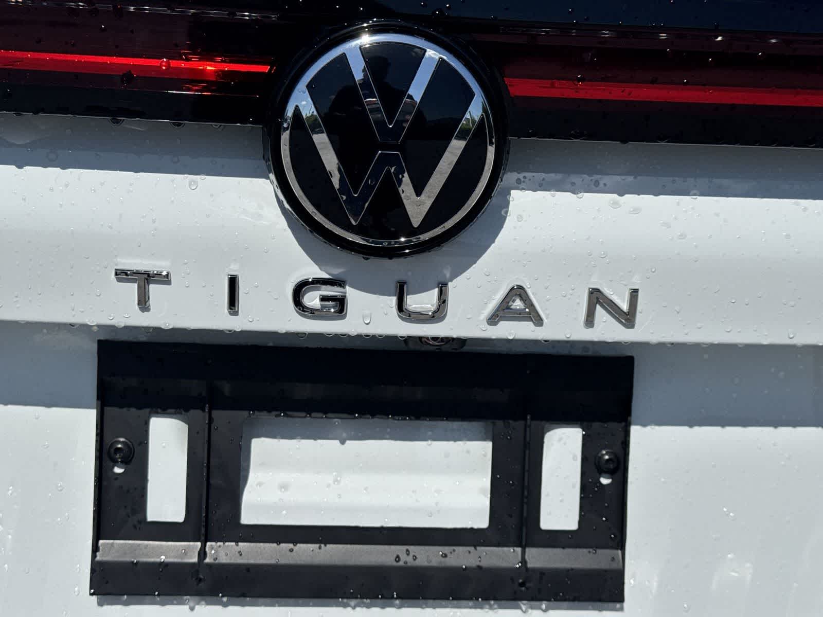 2026 Volkswagen Tiguan 2.0T SE