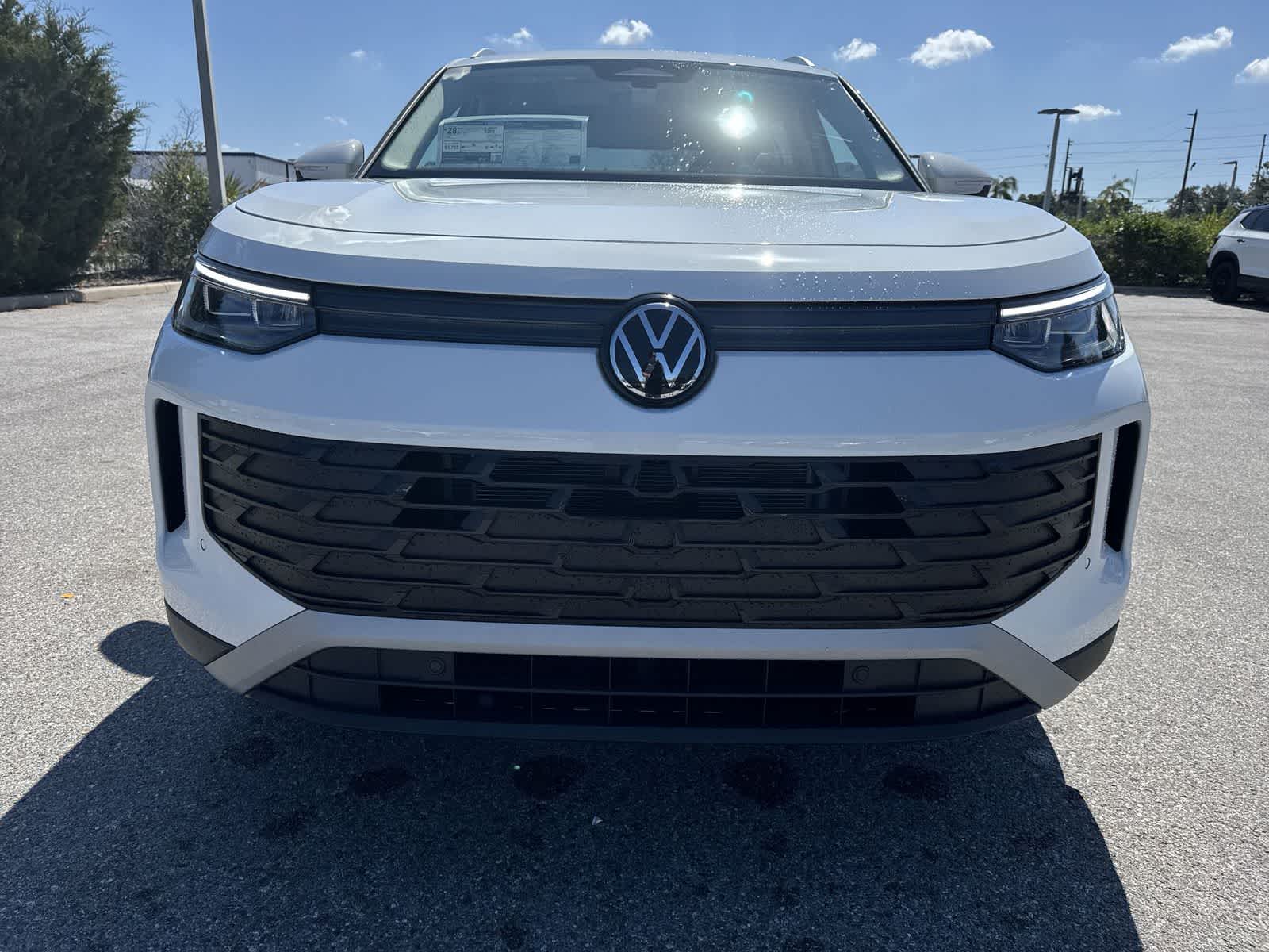 2026 Volkswagen Tiguan 2.0T SE