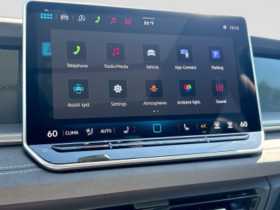 Volkswagen Tiguan SE 2026