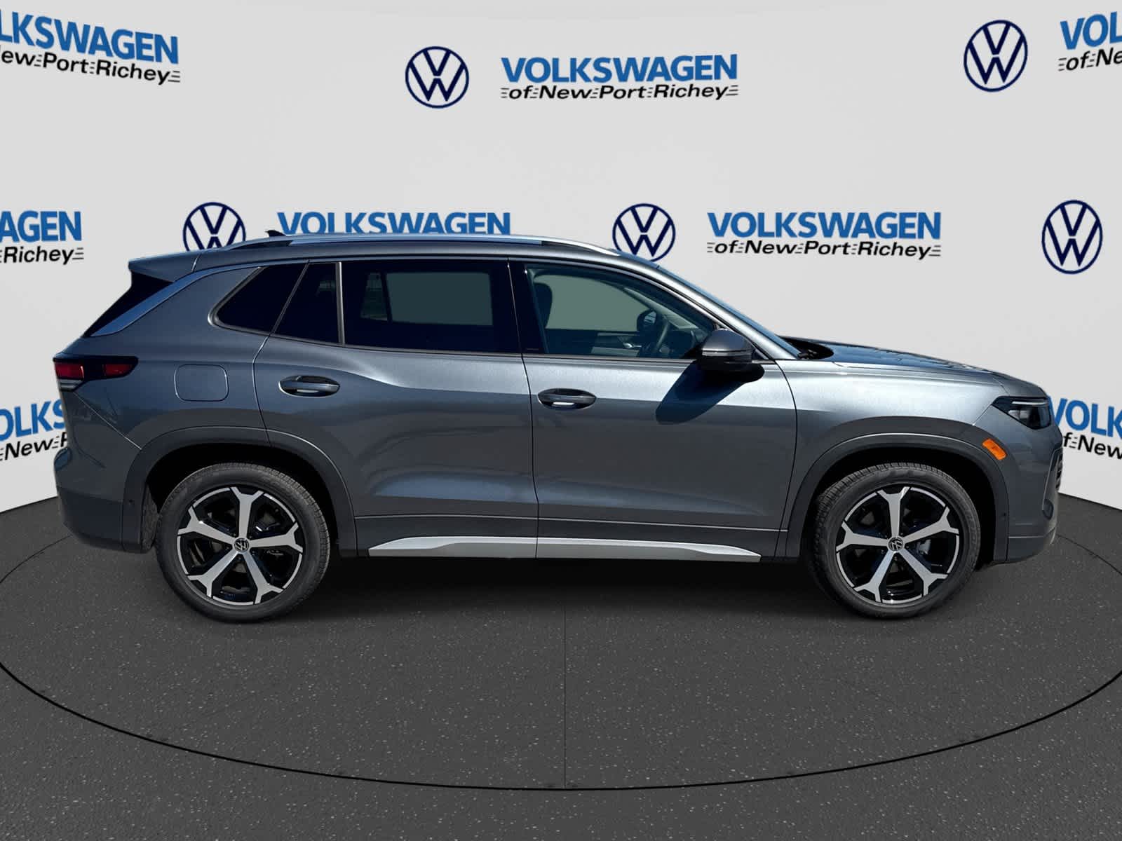 Volkswagen Tiguan SE 2026