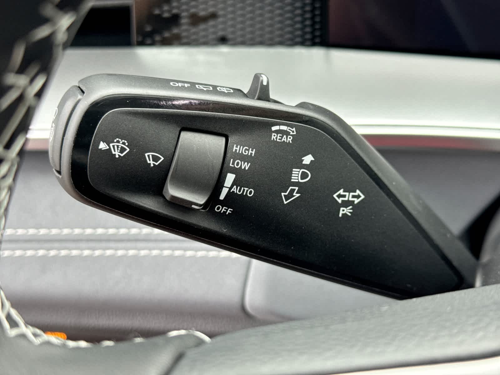 Volkswagen Tiguan SE 2026
