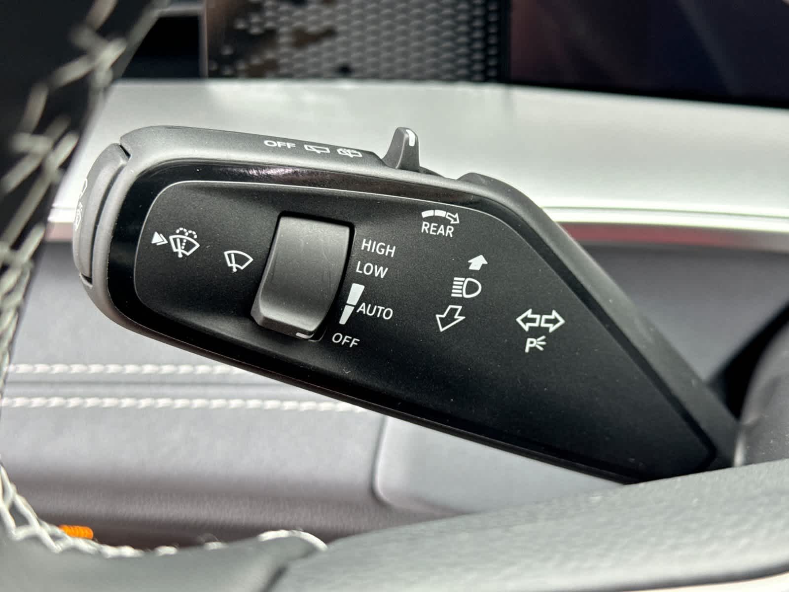 Volkswagen Tiguan SE 2026
