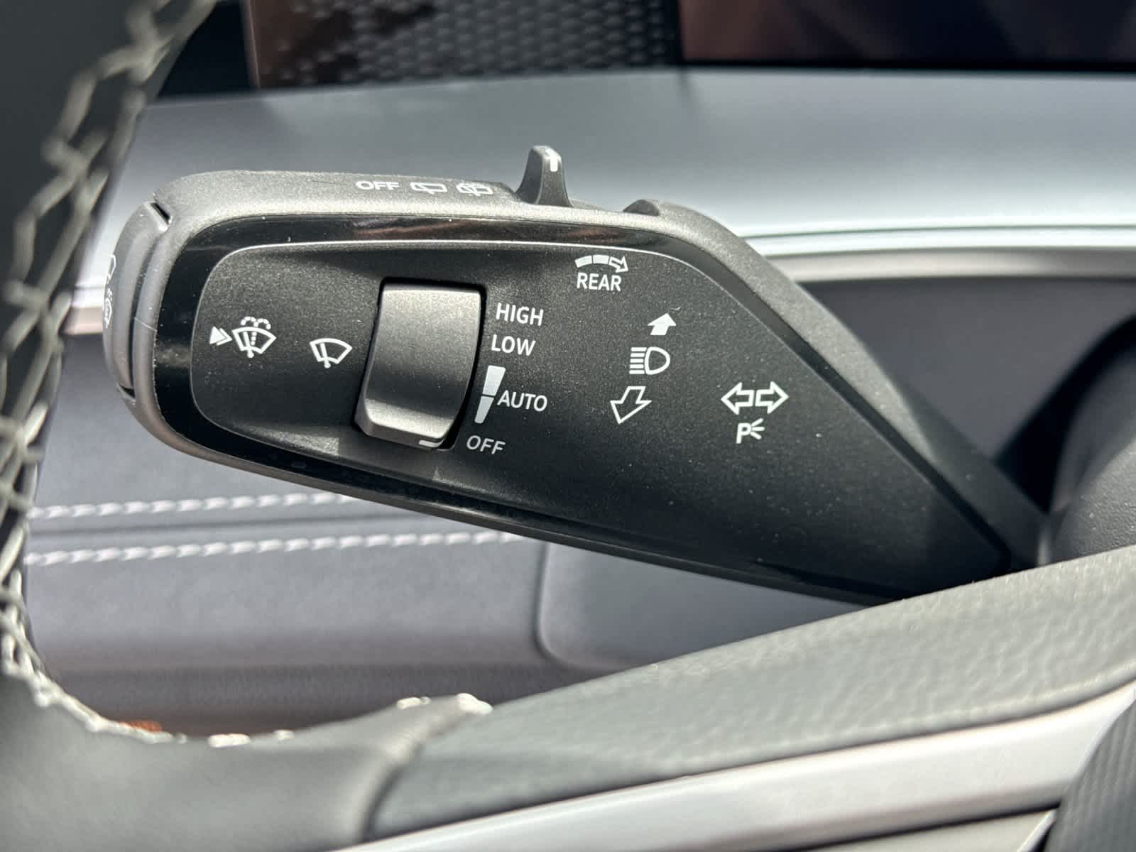 Volkswagen Tiguan SE 2026