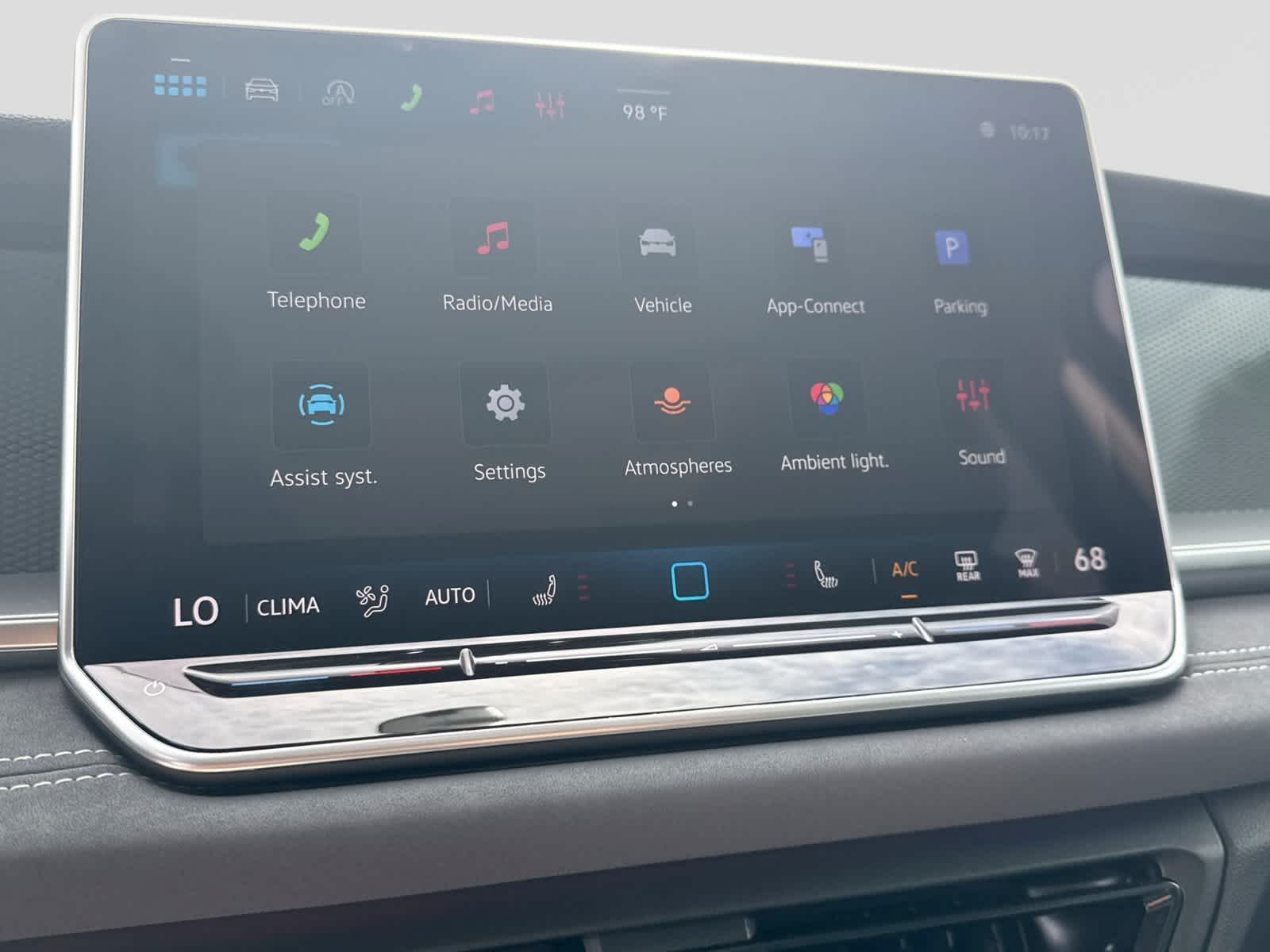 Volkswagen Tiguan SE 2026