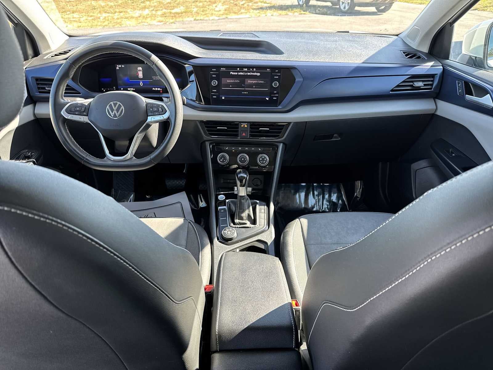 2023 Volkswagen Taos SE