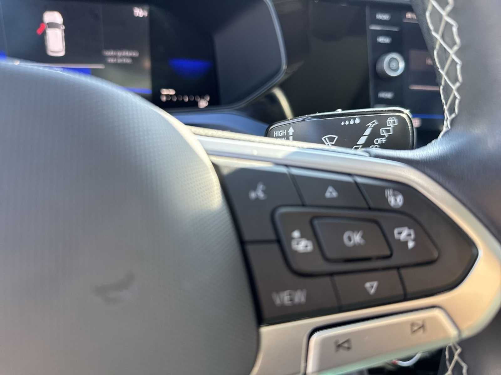 2023 Volkswagen Taos SE