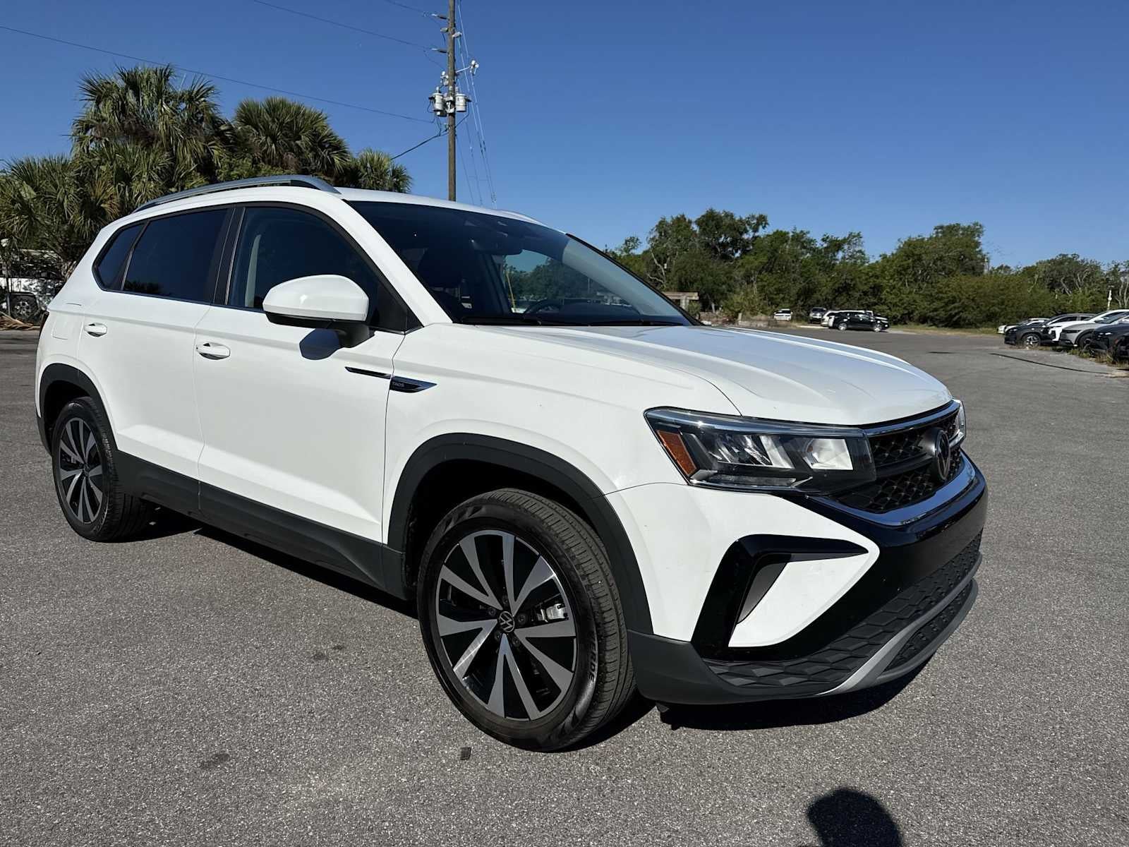 2023 Volkswagen Taos SE