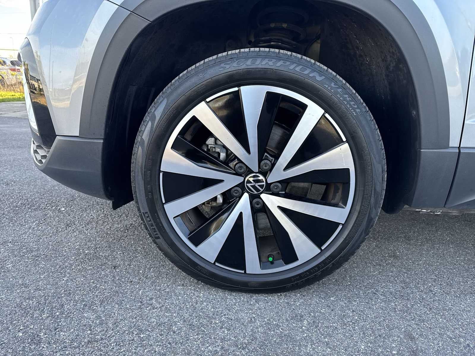 2022 Volkswagen Taos SE