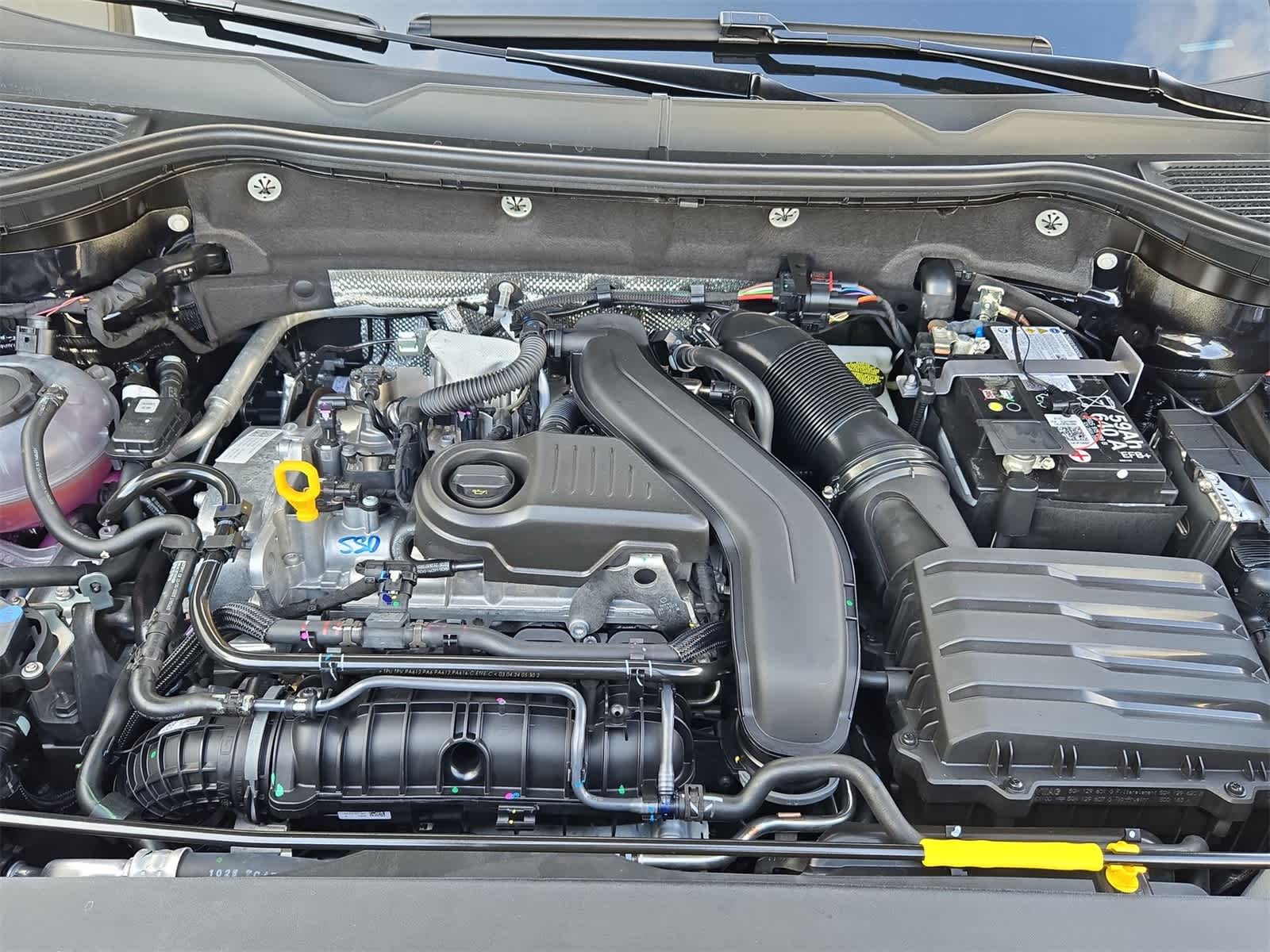 2025 Volkswagen Taos 1.5T SE