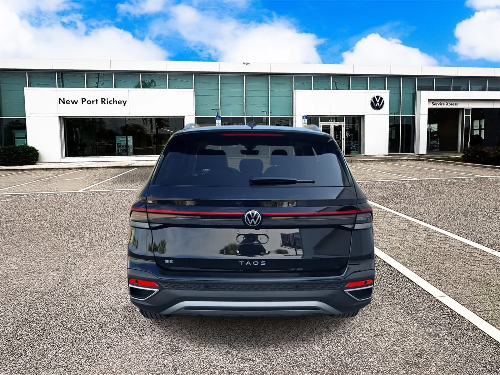 2025 Volkswagen Taos 1.5T SE