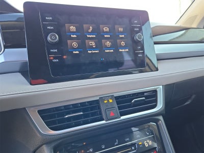 2025 Volkswagen Taos 1.5T SE