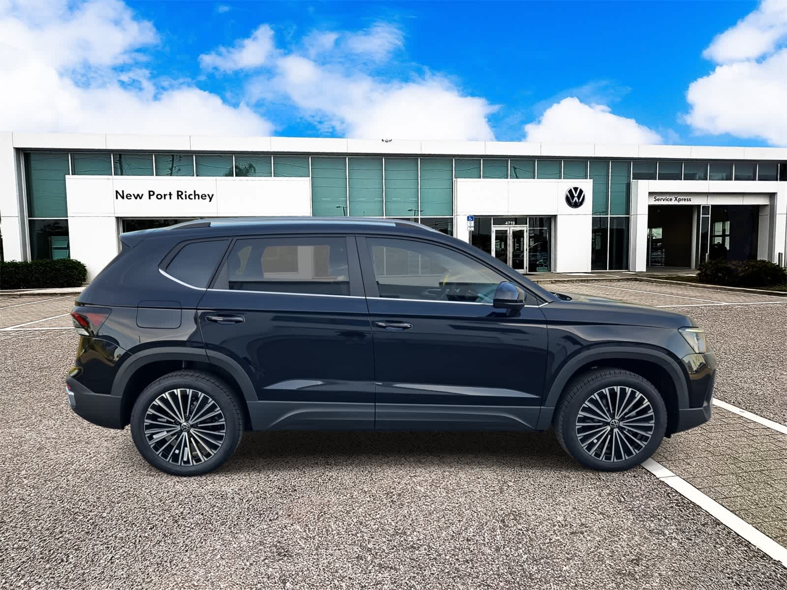 2025 Volkswagen Taos 1.5T SE