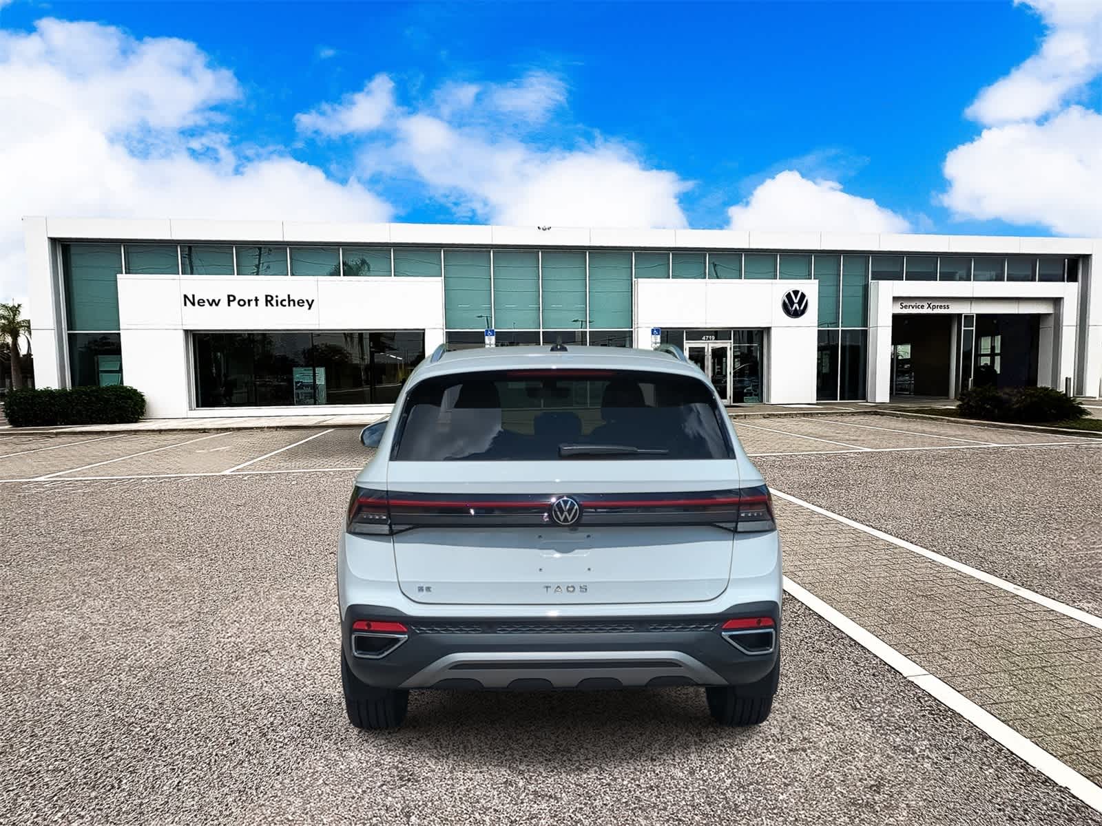 2025 Volkswagen Taos 1.5T SE