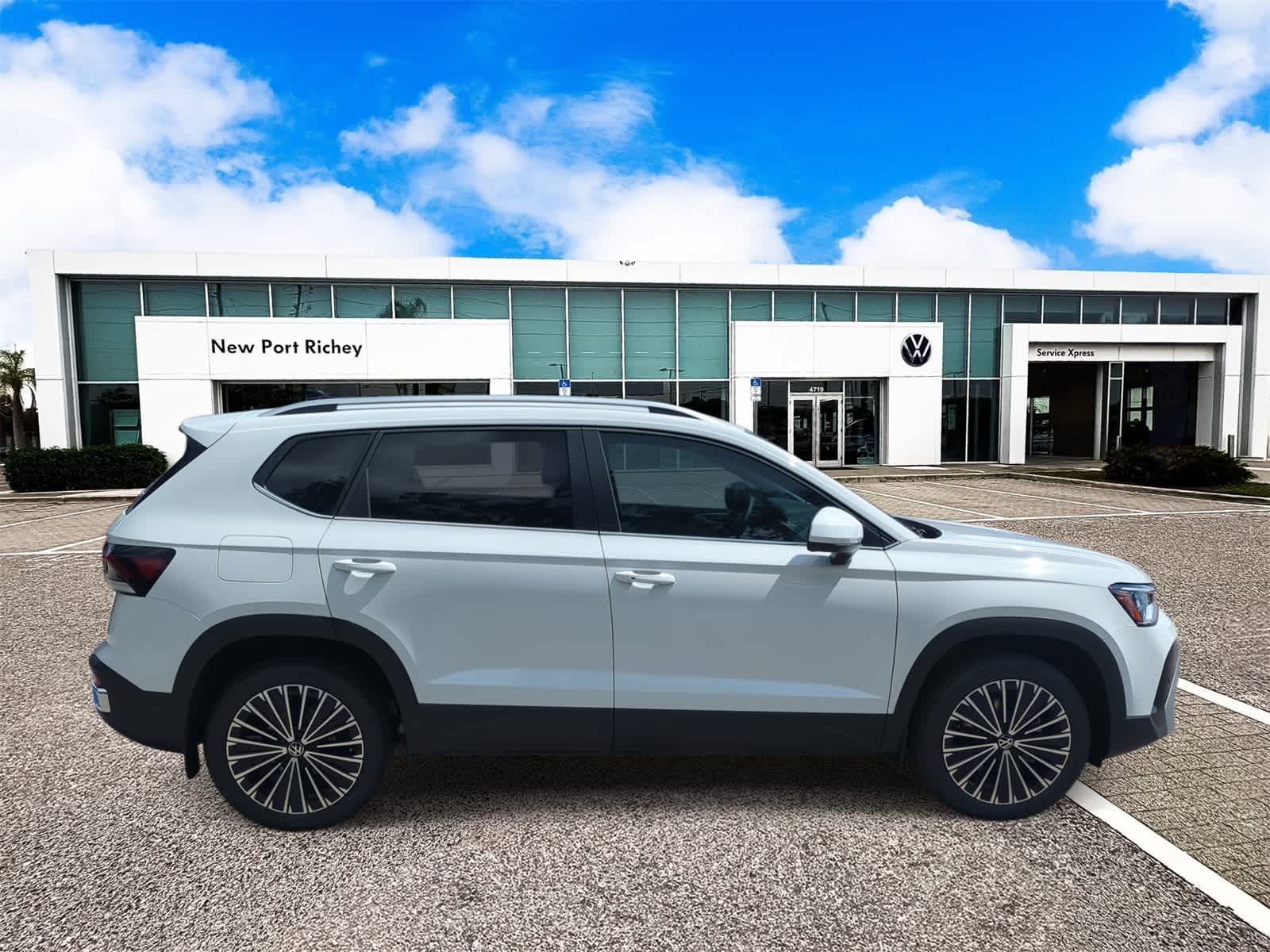 2025 Volkswagen Taos 1.5T SE