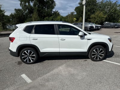 Volkswagen Taos SE 2024