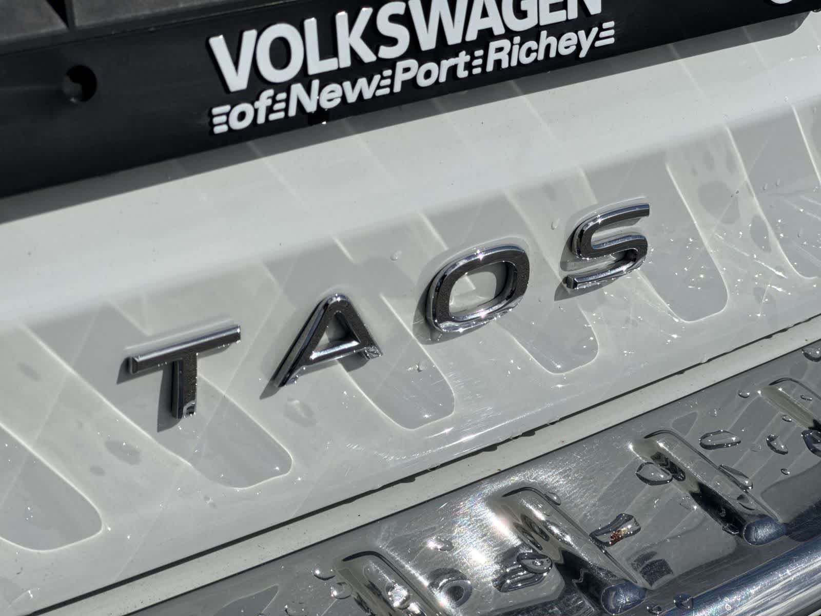 Volkswagen Taos SE 2024