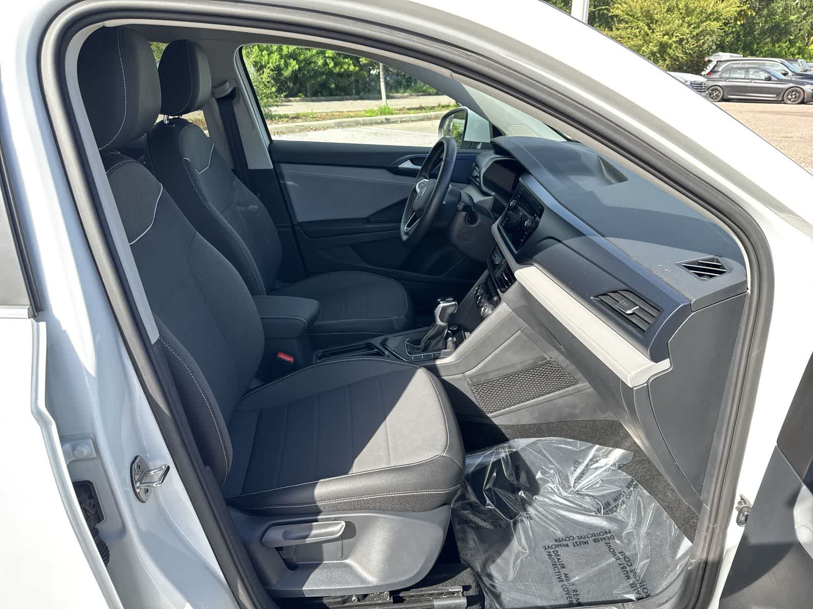 Volkswagen Taos SE 2024