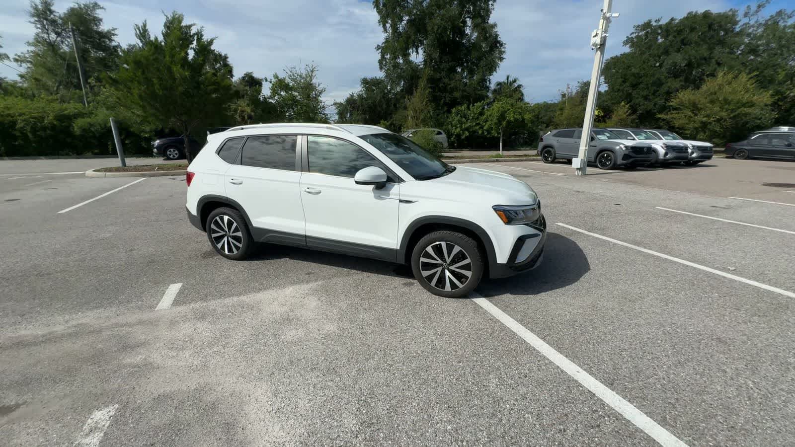 Volkswagen Taos SE 2024