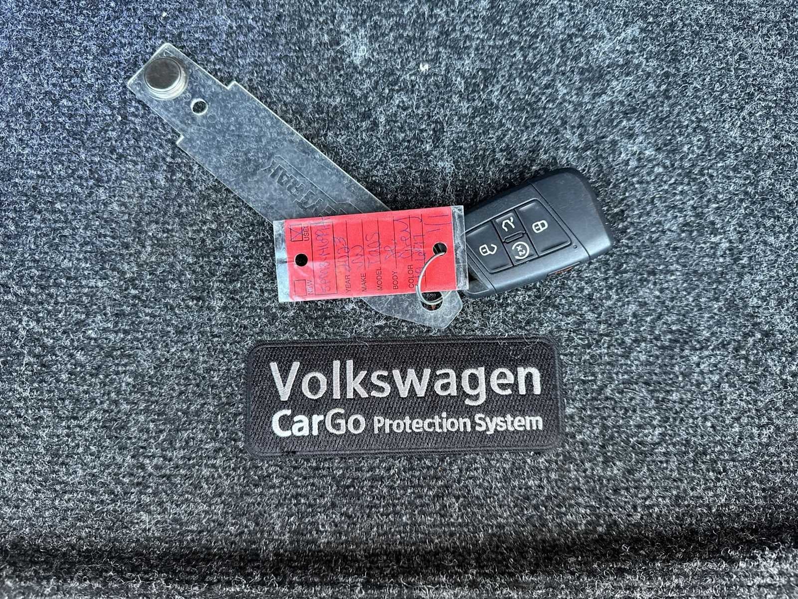 2023 Volkswagen Taos SE