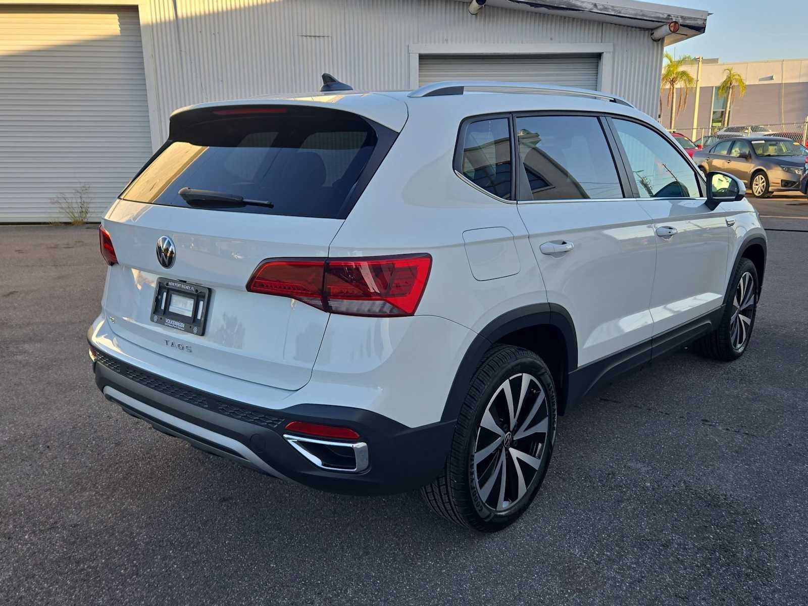 2023 Volkswagen Taos SE
