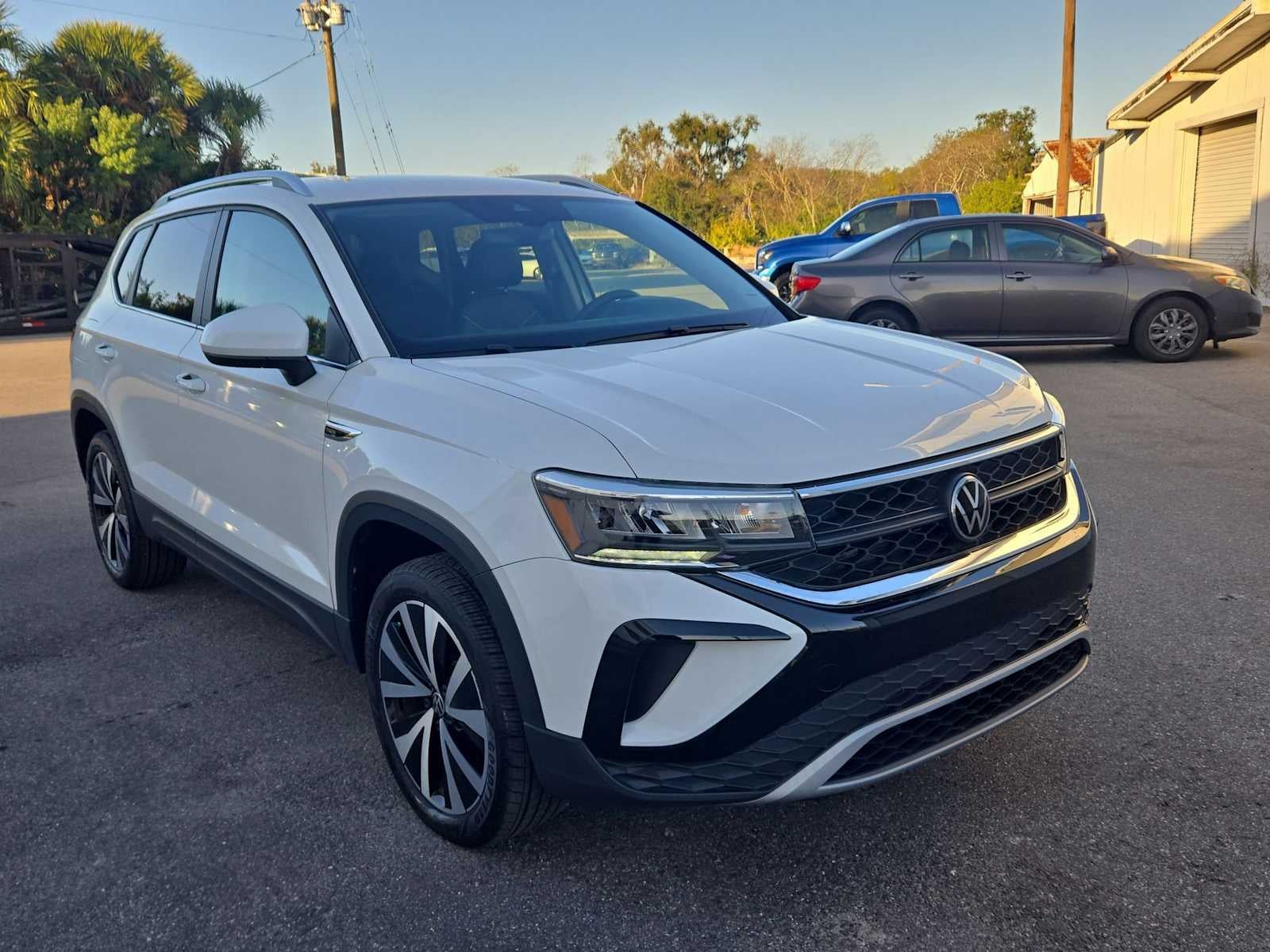 2023 Volkswagen Taos SE