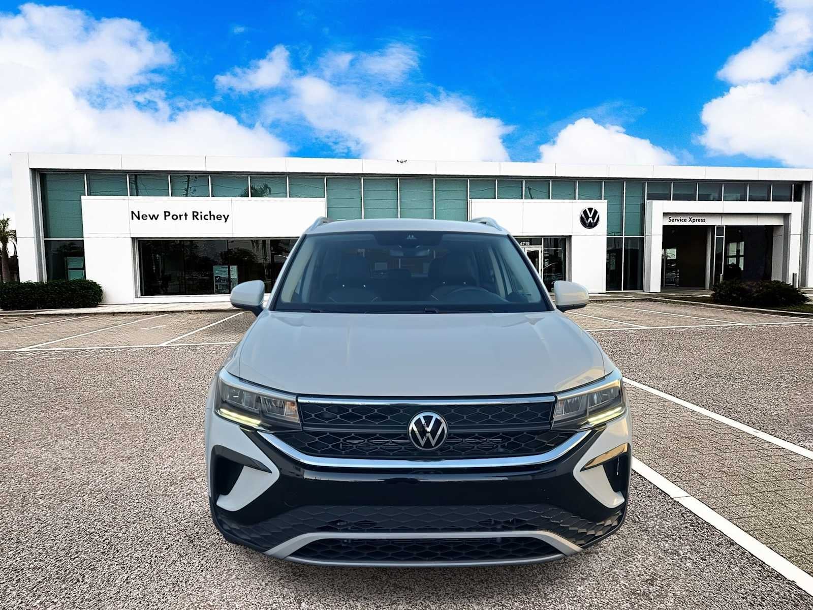 2023 Volkswagen Taos SE