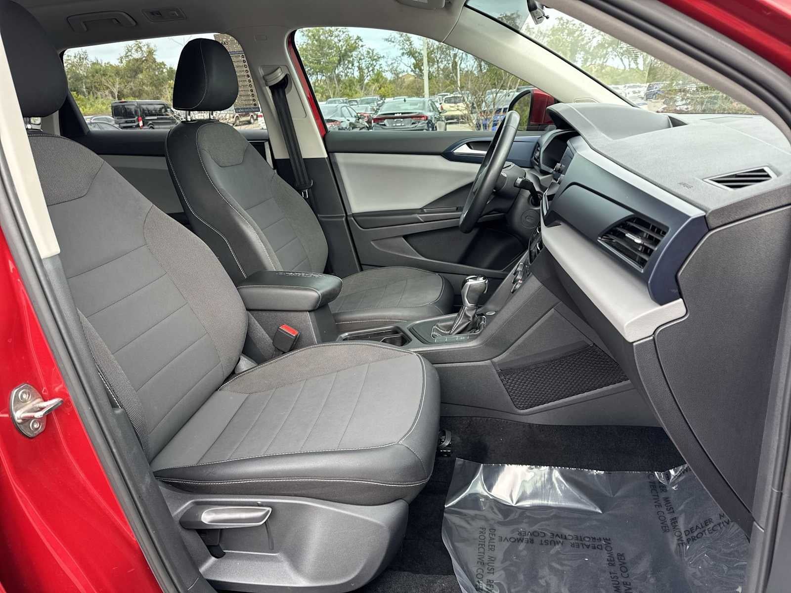 2022 Volkswagen Taos SE