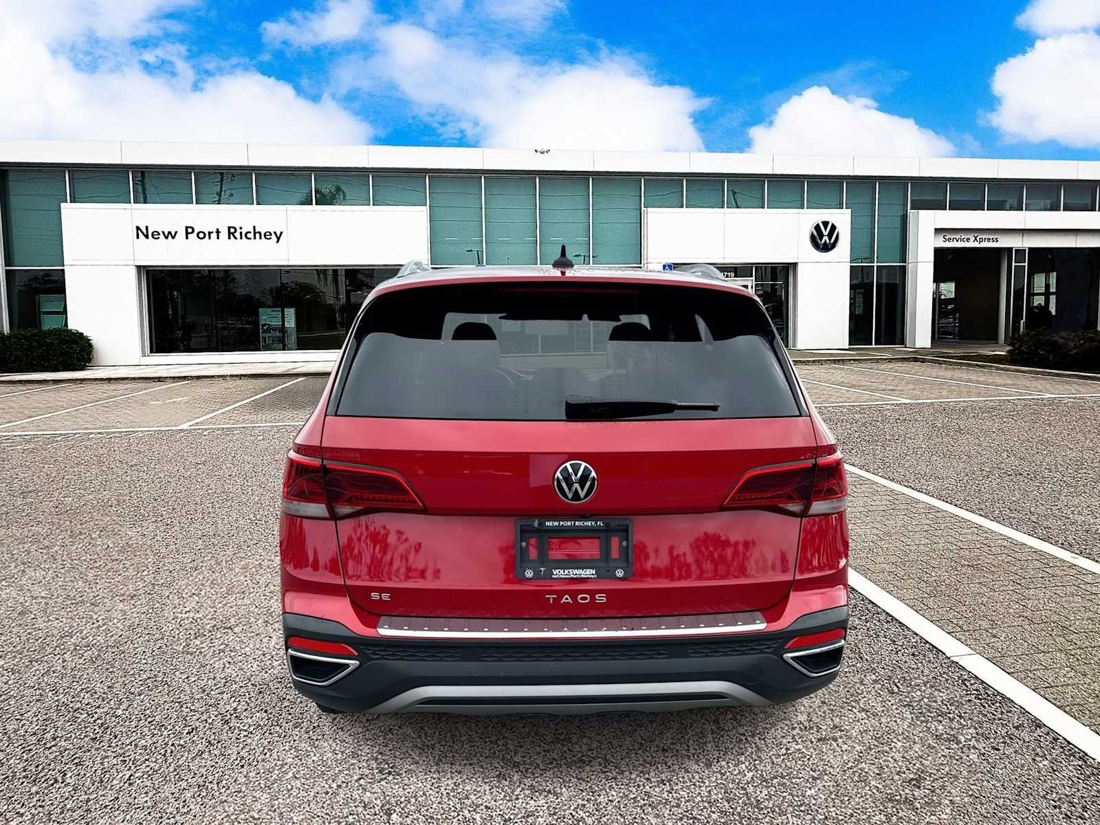 2022 Volkswagen Taos SE