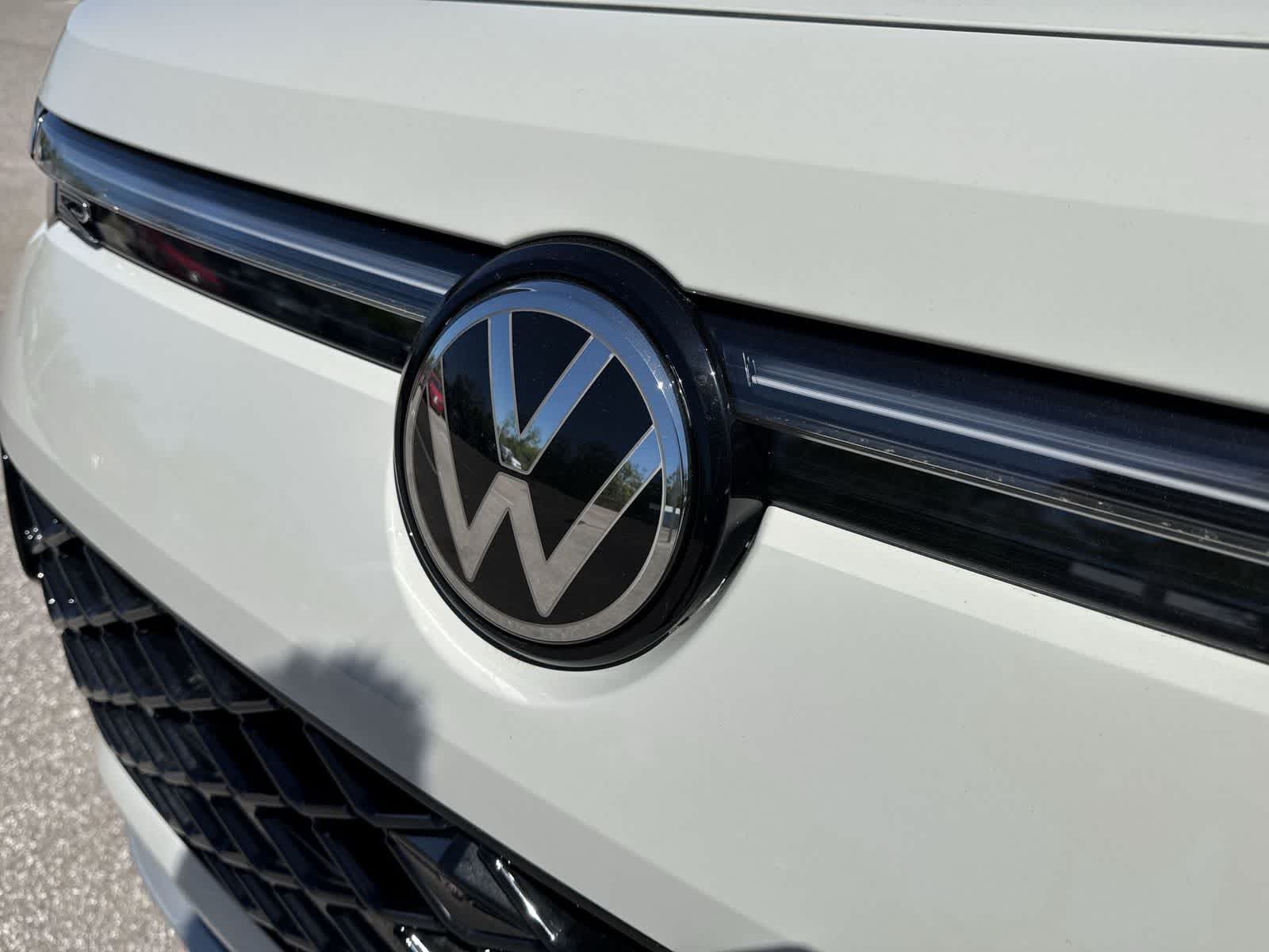 Volkswagen Tiguan 2.0T SEL R-Line Turbo 2026
