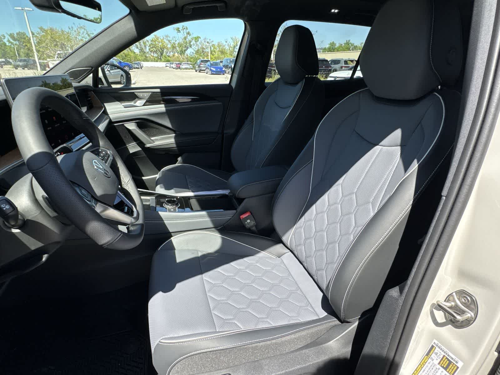 Volkswagen Tiguan 2.0T SEL R-Line Turbo 2026