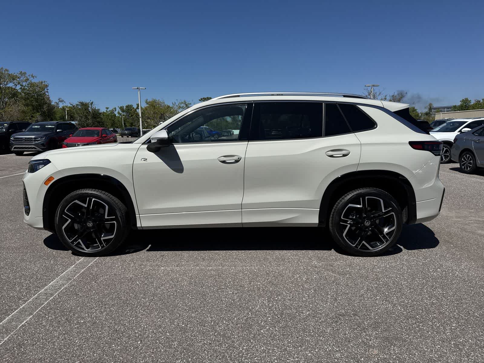 Volkswagen Tiguan 2.0T SEL R-Line Turbo 2026