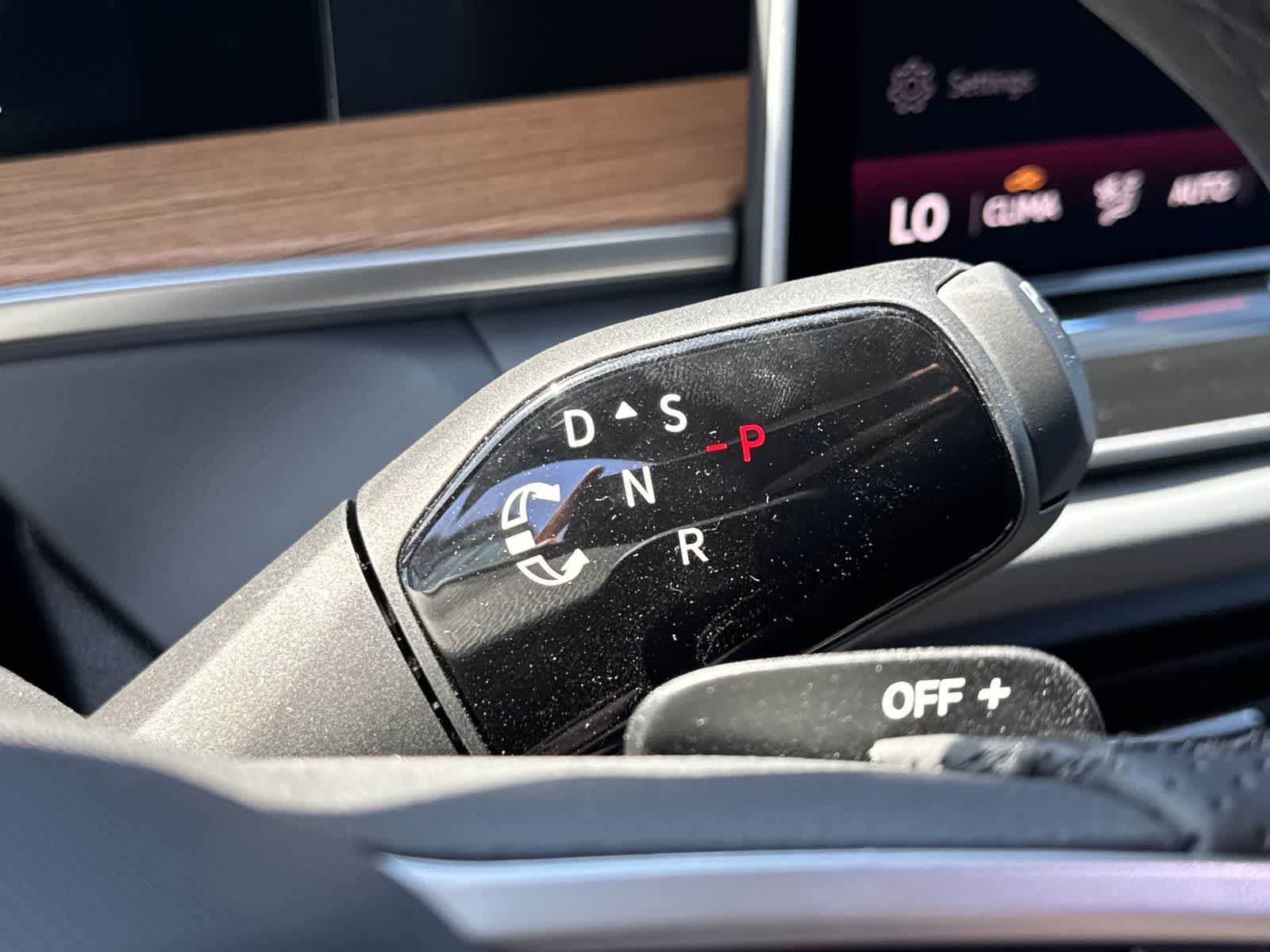 Volkswagen Tiguan 2.0T SEL R-Line Turbo 2026