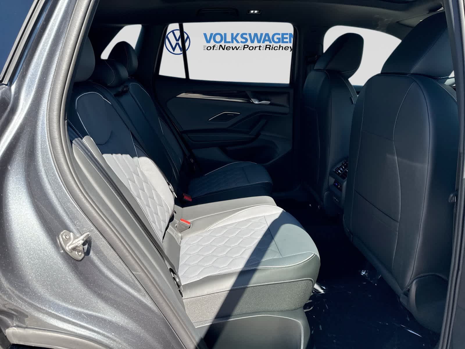Volkswagen Tiguan 2.0T SEL de 2027