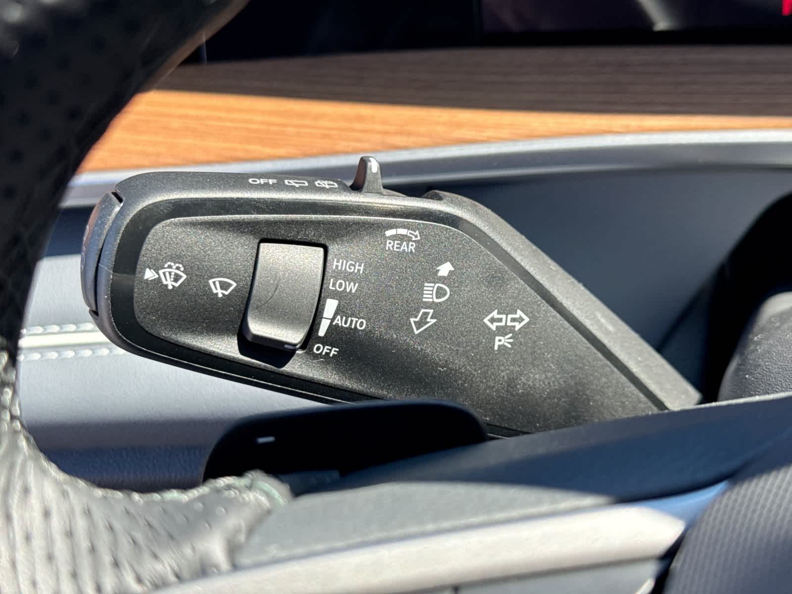 Volkswagen Tiguan 2.0T SEL de 2027