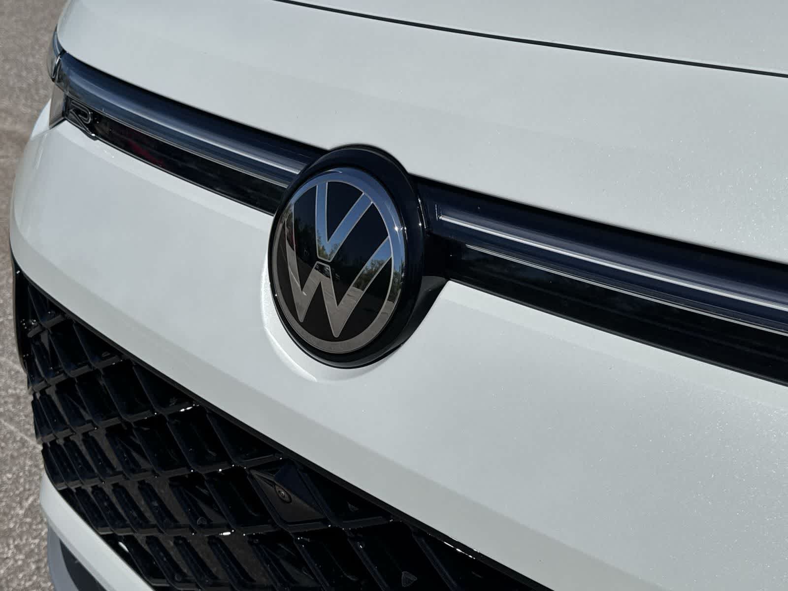 Volkswagen Tiguan 2.0T SEL R-Line Turbo 2026