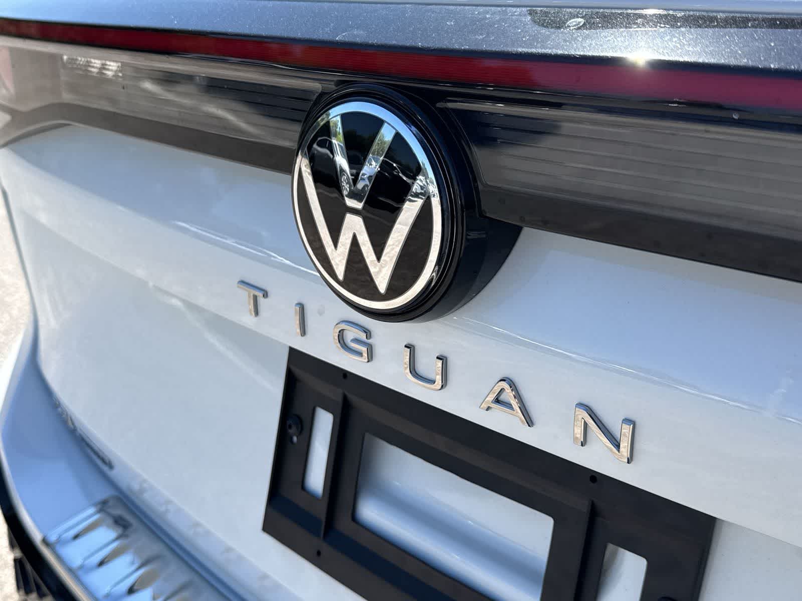 Volkswagen Tiguan 2.0T SEL R-Line Turbo 2026