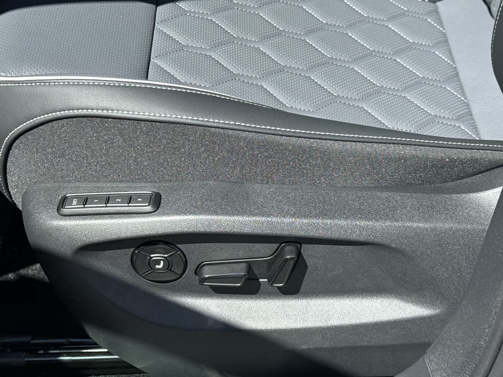 Volkswagen Tiguan 2.0T SEL R-Line Turbo 2026