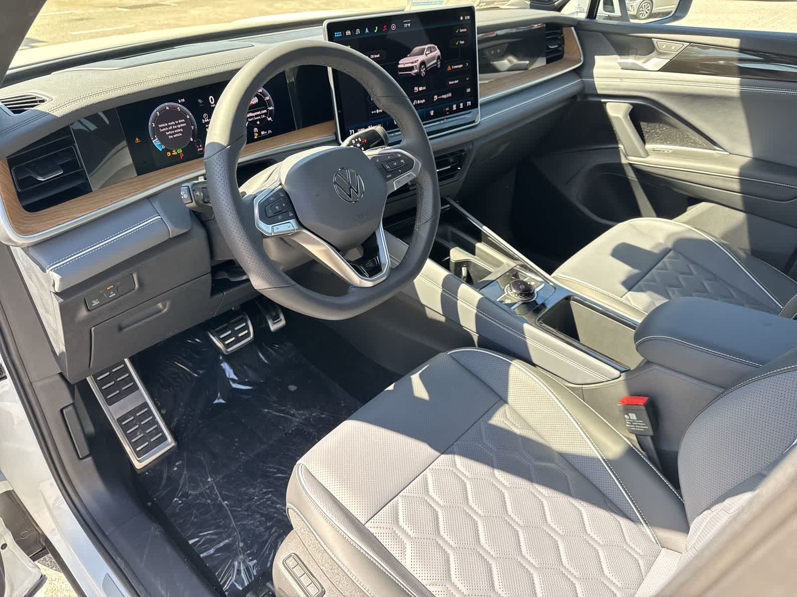Volkswagen Tiguan 2.0T SEL R-Line Turbo 2026