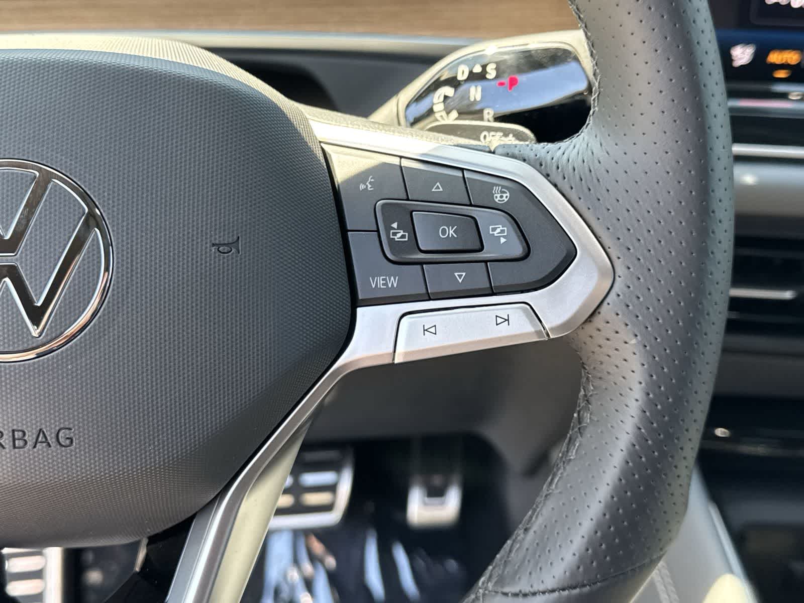 Volkswagen Tiguan 2.0T SEL R-Line Turbo 2026