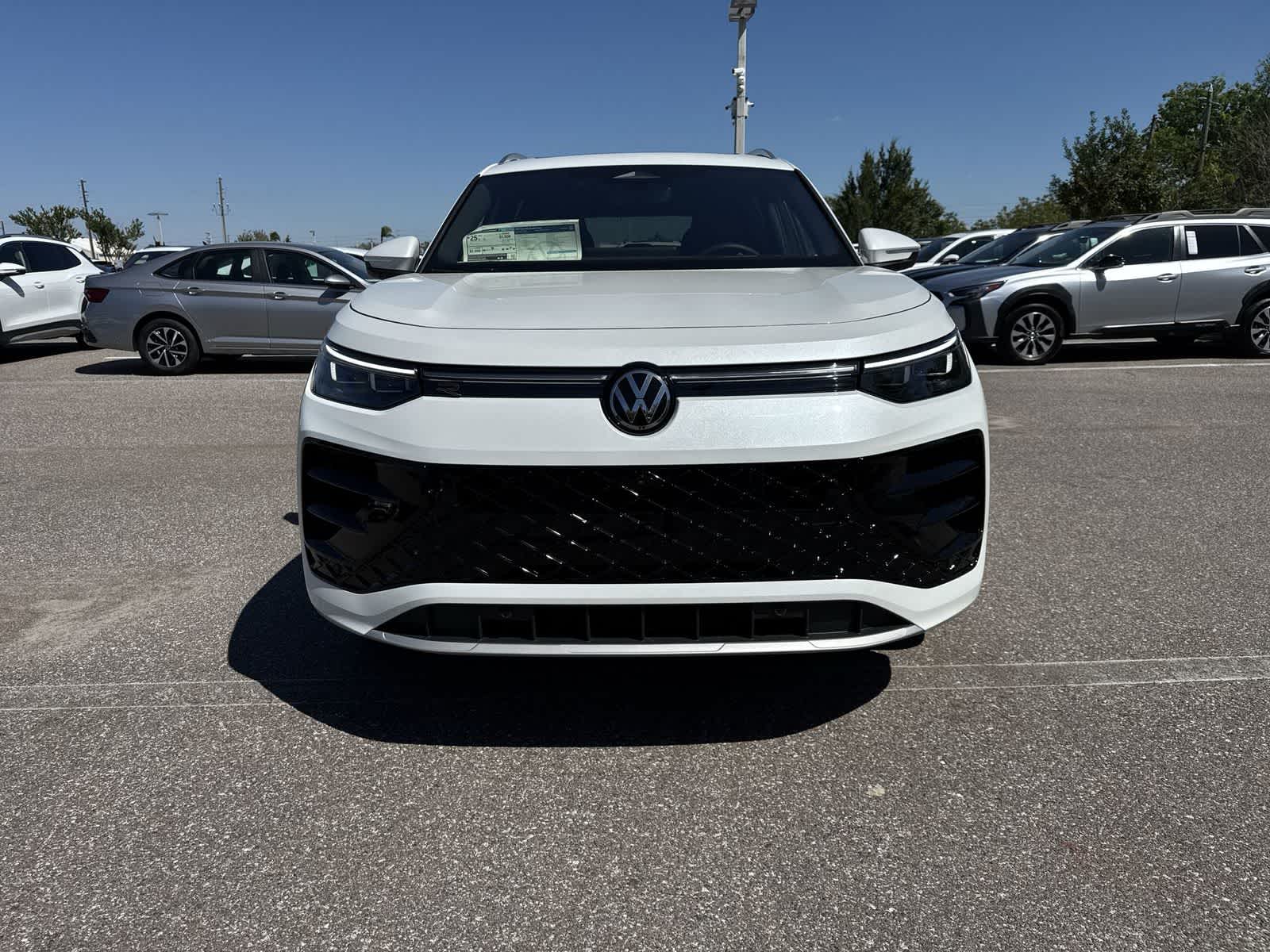 Volkswagen Tiguan 2.0T SEL R-Line Turbo 2026