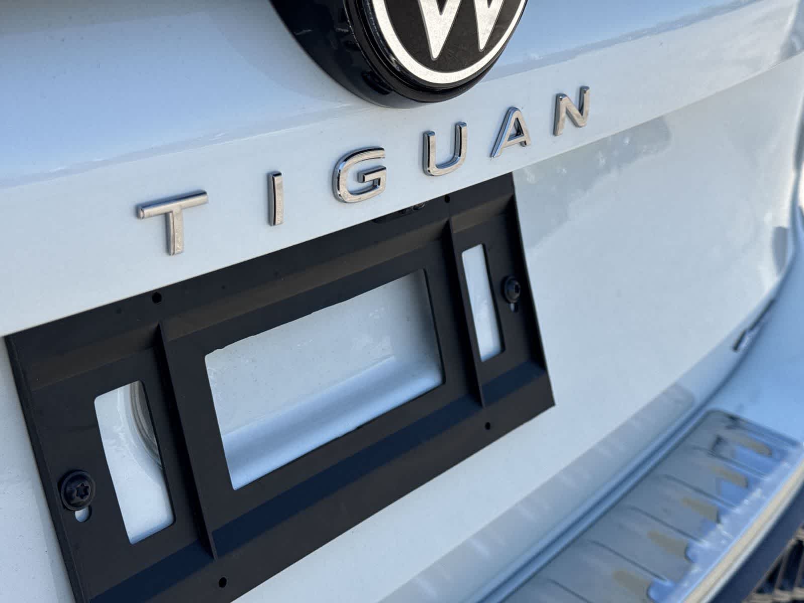 Volkswagen Tiguan 2.0T SEL R-Line Turbo 2026