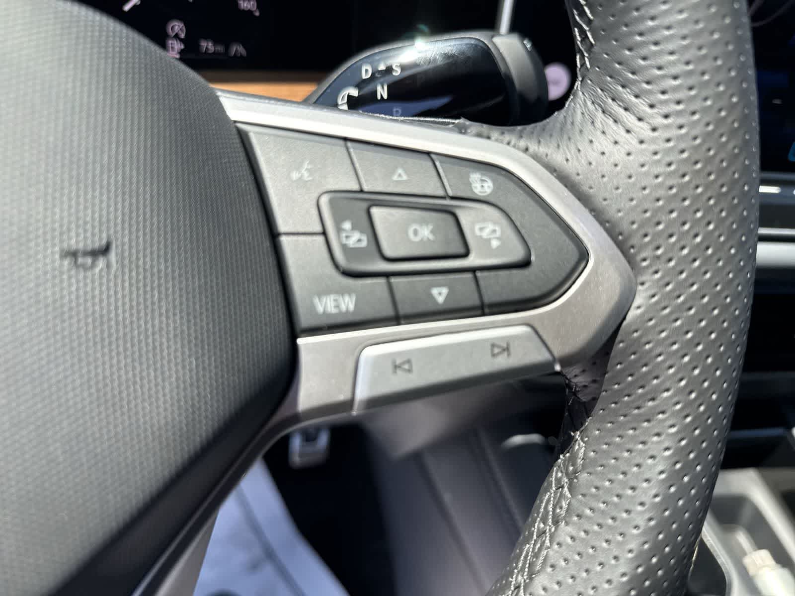 Volkswagen Tiguan 2.0T SEL R-Line Turbo 2026