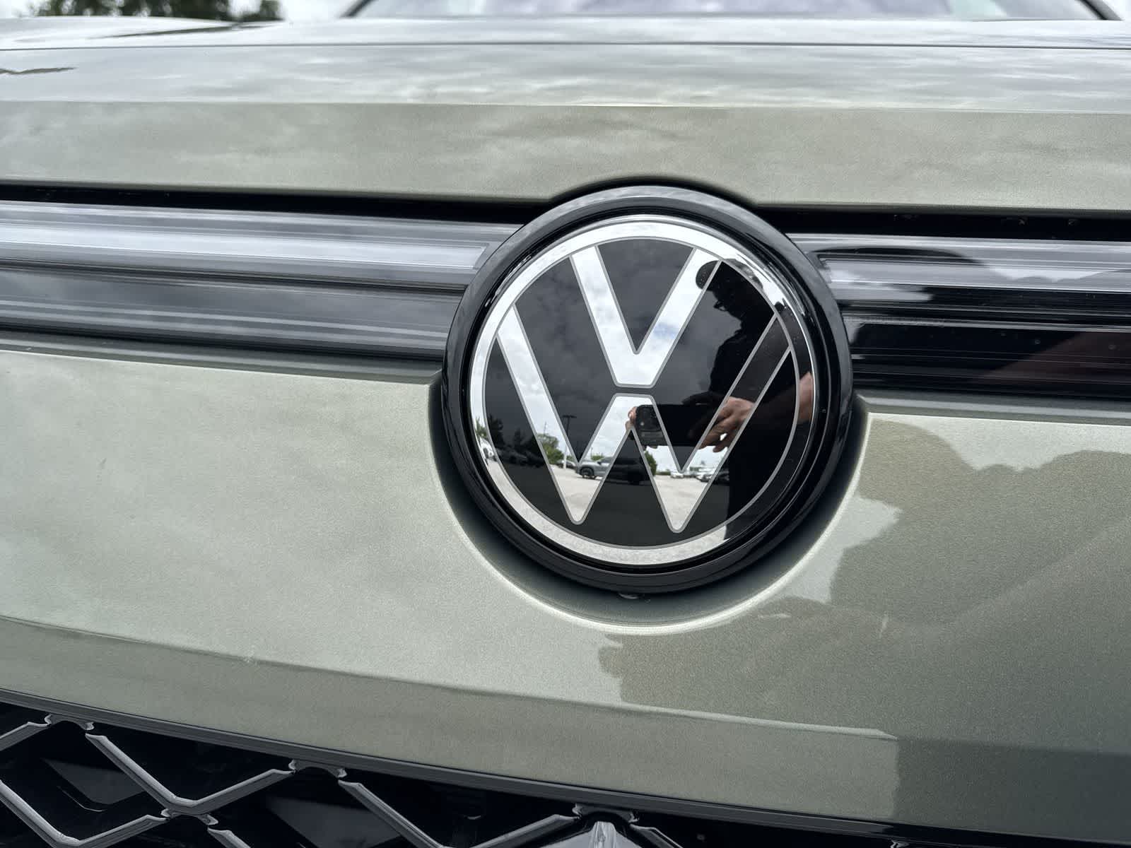 Volkswagen Tiguan 2.0T SEL R-Line Turbo 2026